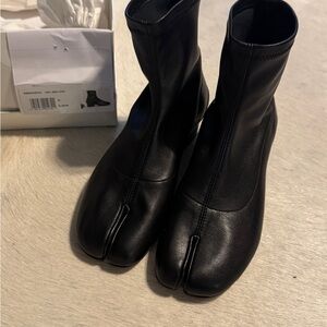 Maison Martin Margiela Black Tabi Ankle Boots